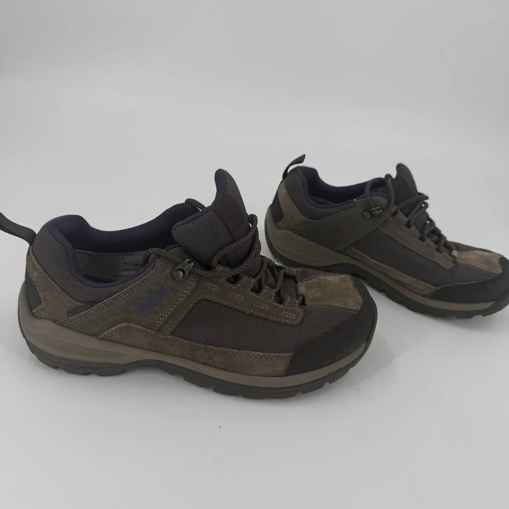 Teva Gannett Hiking Shoes Womens Size 7 Brown Waterproof Lightweight 1006505